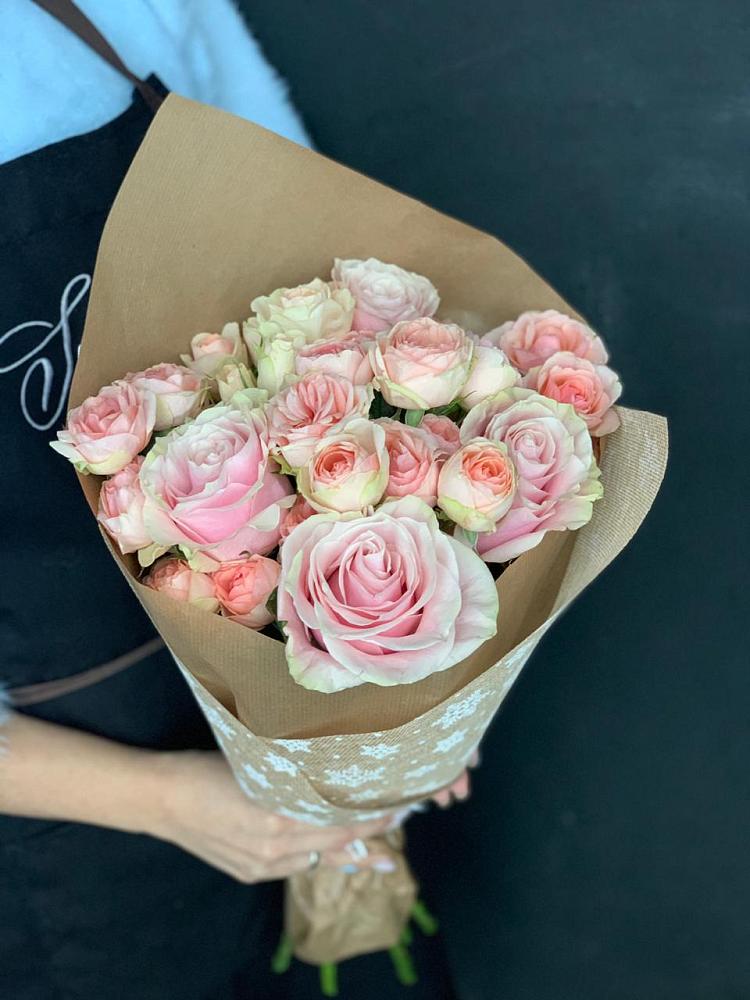 Букет цветов из: Хризантемы и Розы в Анджиевский