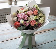 Букет цветов из:  Розы, Лизиантусы и Гвоздики в Анджиевский