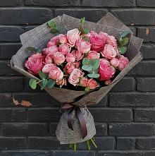 Букет цветов из:  Розы в Анджиевский